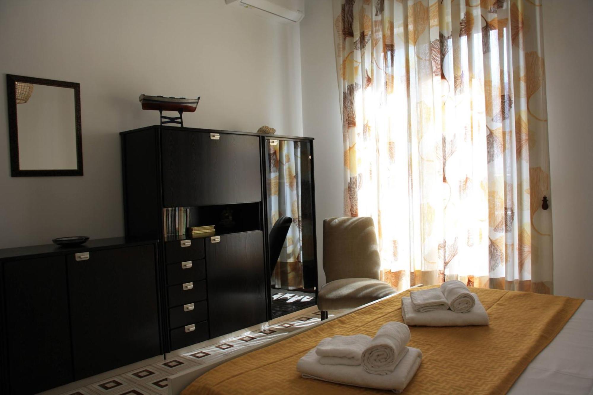 Apartmán Archimede Lounge Cefalù Exteriér fotografie